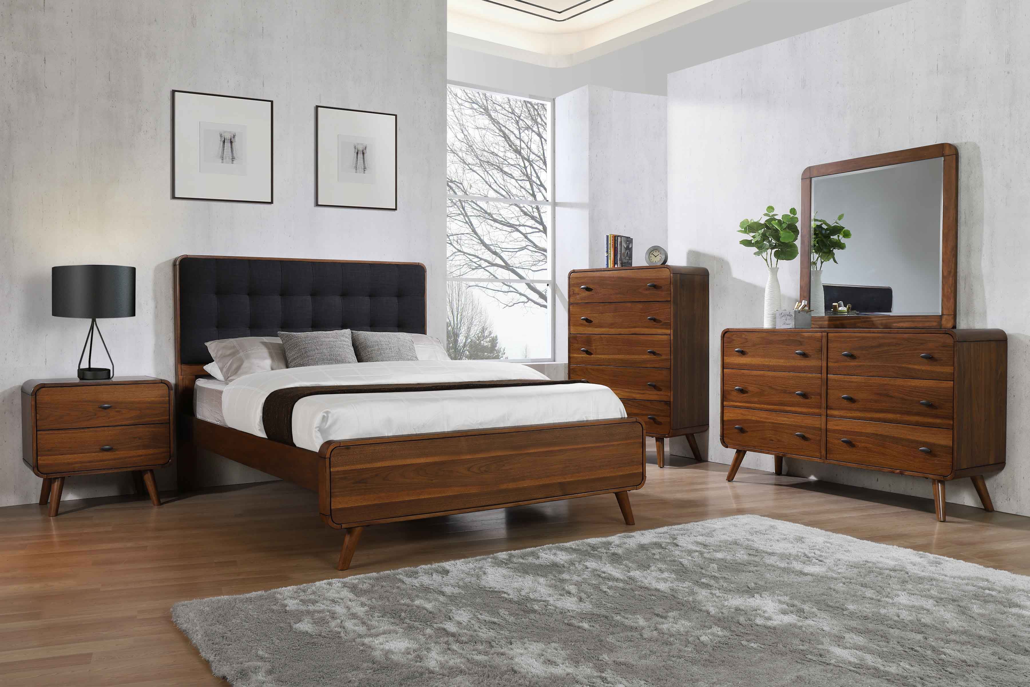 Coaster Robyn Robyn Wood King Platform Bed