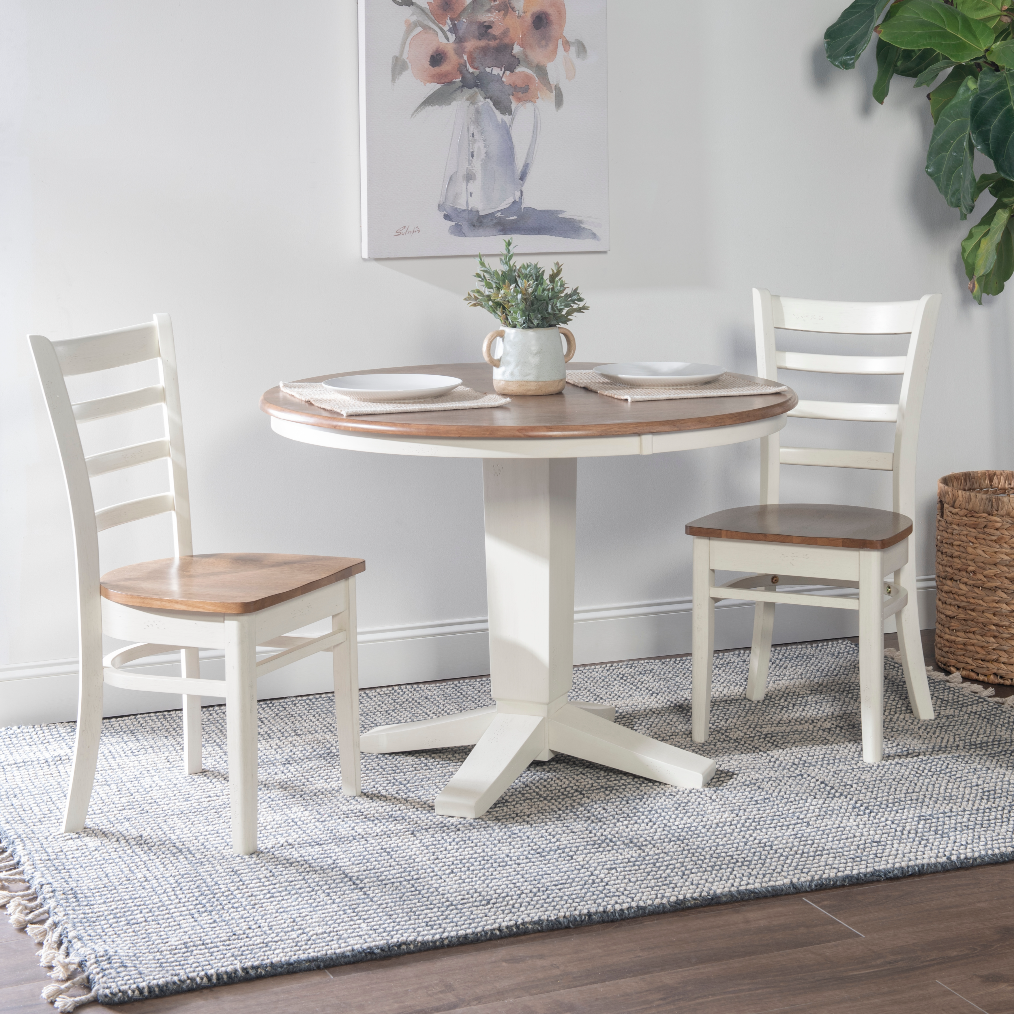 Cottage Round Single Pedestal Dining Table with Dropleaf