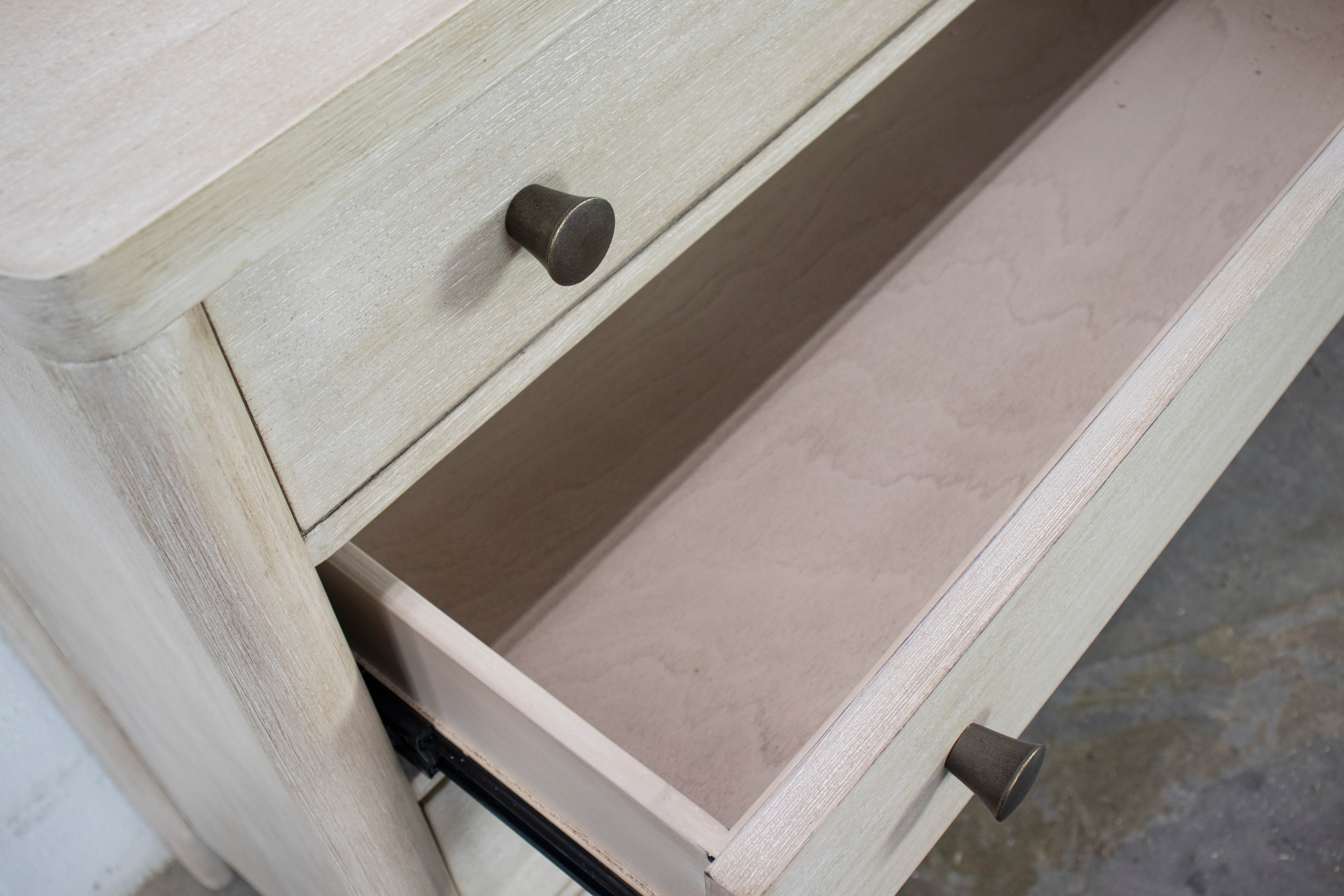 Riverside Furniture Laguna Eight Drawer Dresser