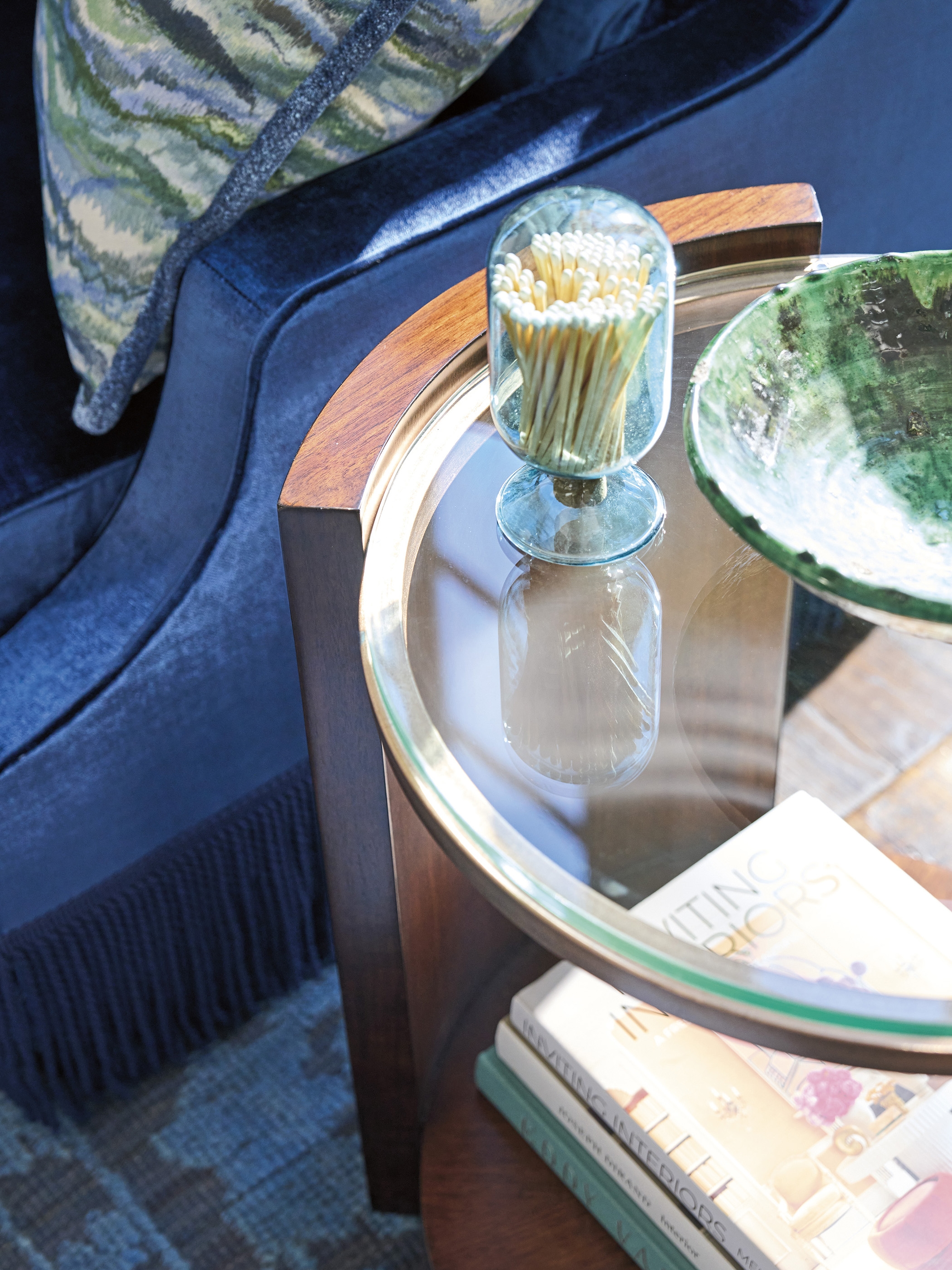 Lexington Rendezvous Lennox Round Accent Table