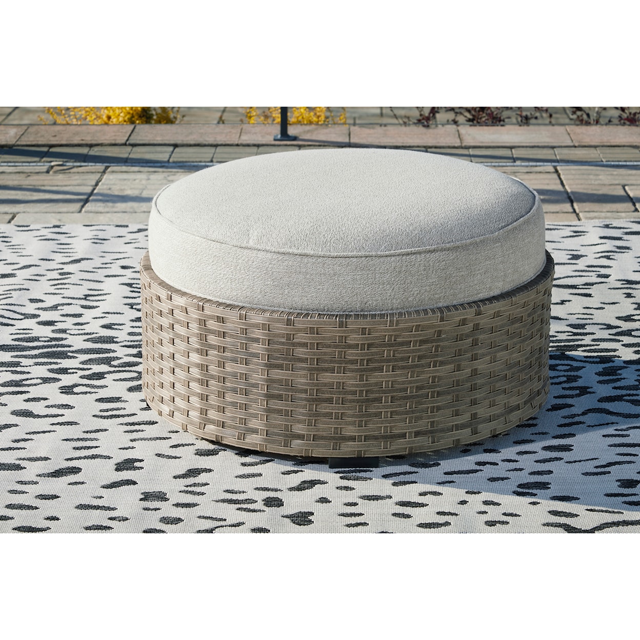 Signature Design by Ashley Calworth Outdoor Ottoman with Cushion
