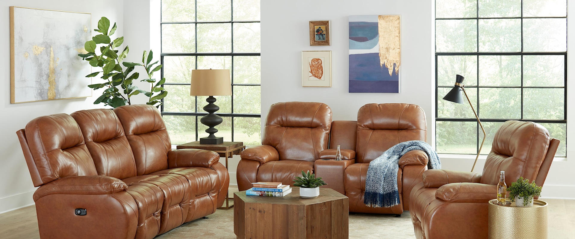 Casual Living Room Set