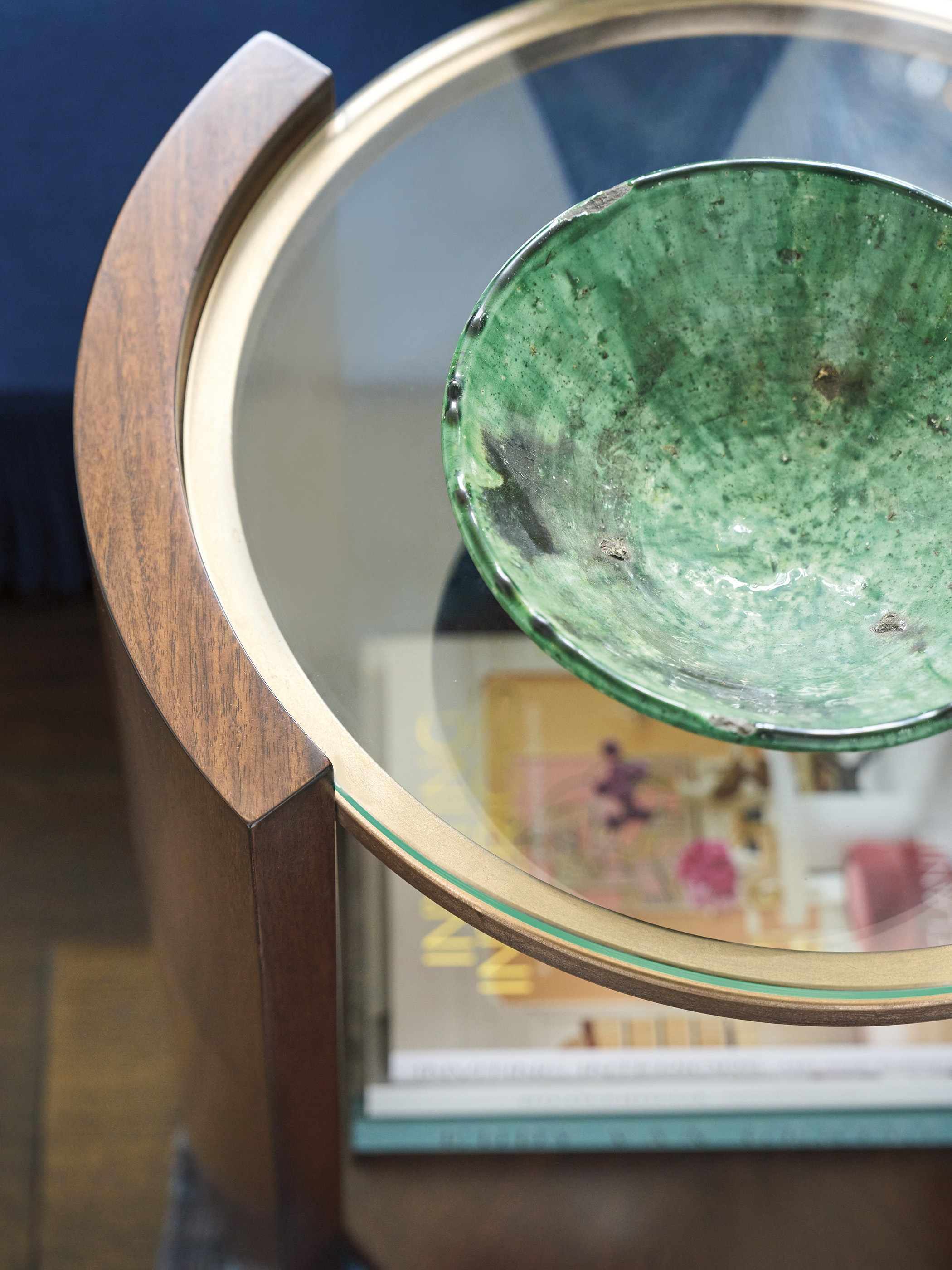 Lexington Rendezvous Lennox Round Accent Table