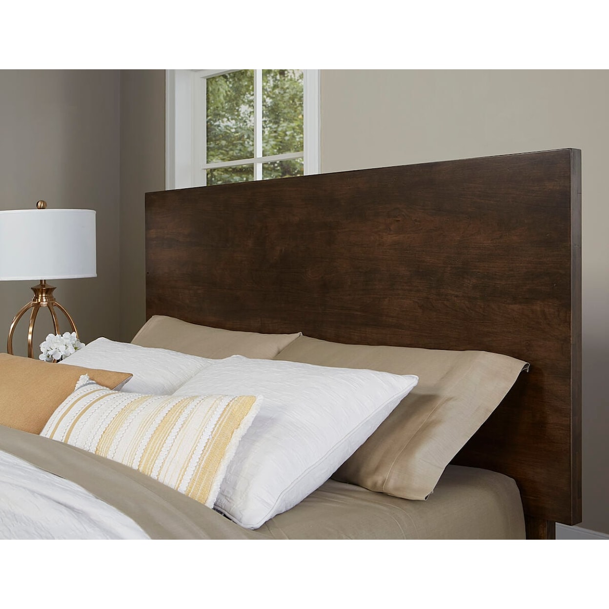 Vaughan Bassett Crafted Cherry - Dark Ben's California King Bed