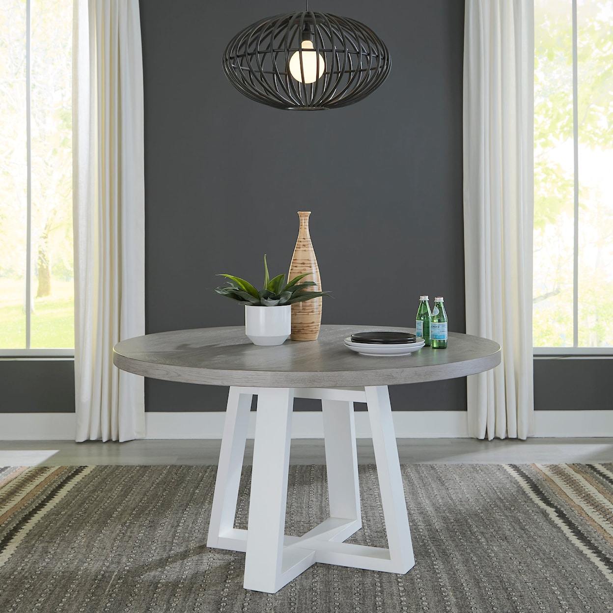 Libby Palmetto Heights Round Pedestal Dining Table