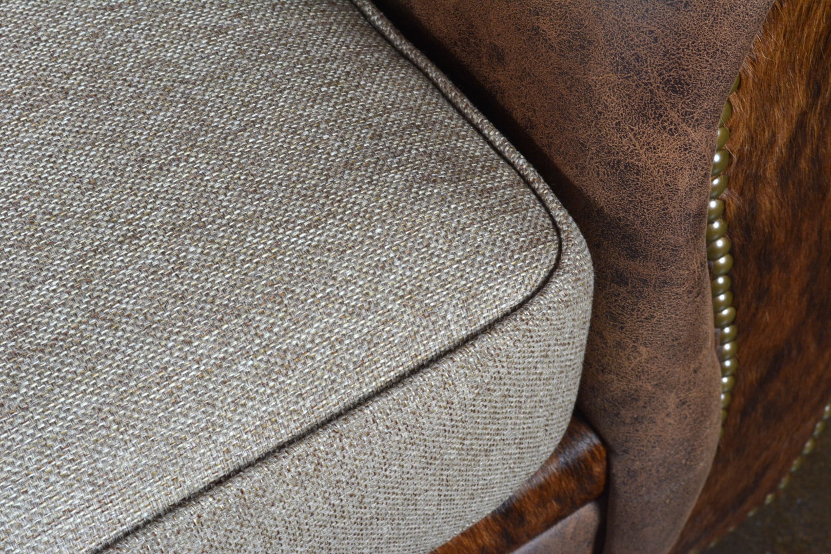 Horizon Home Horizon Home 2-Seat Loveseat