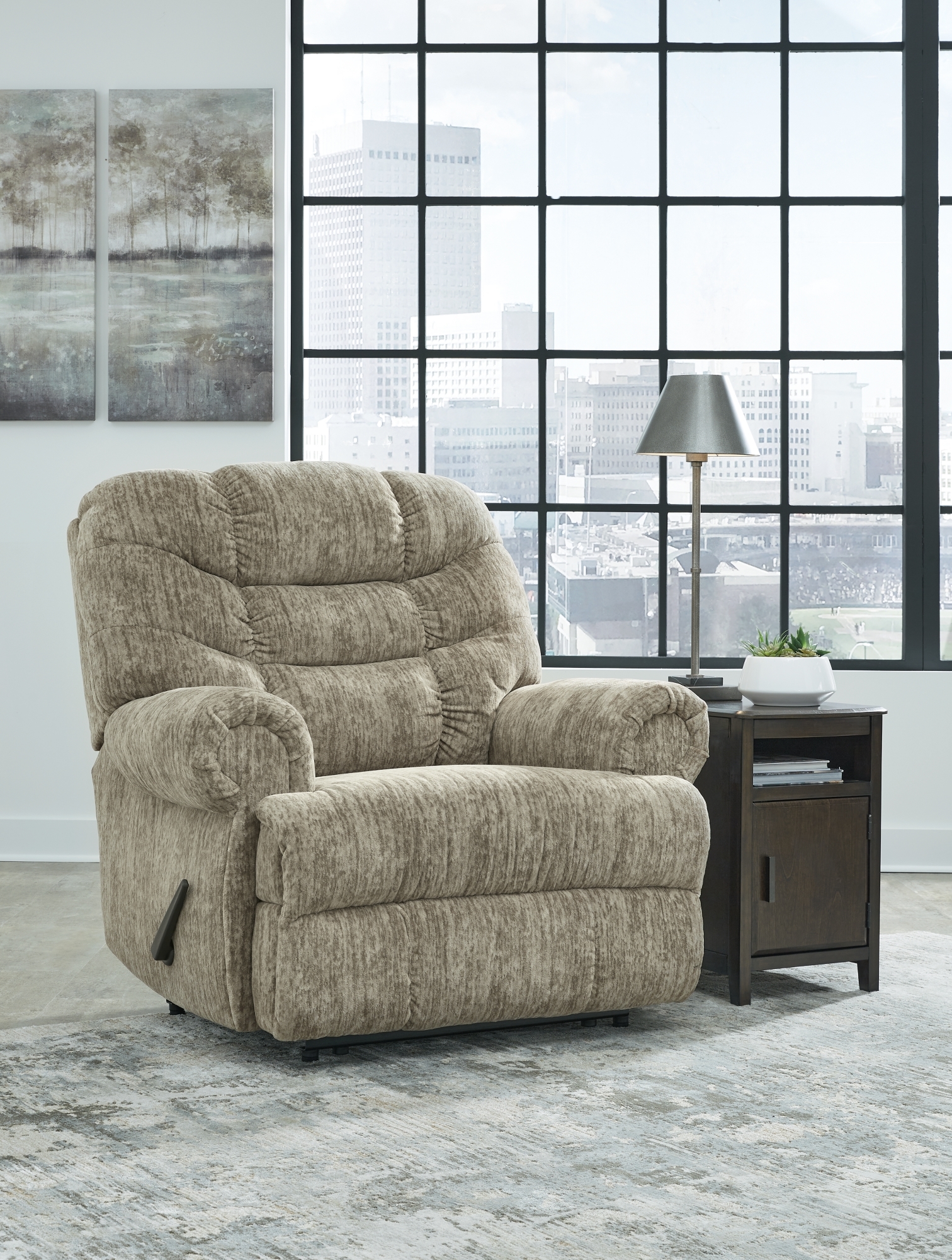 Zero Wall Recliner