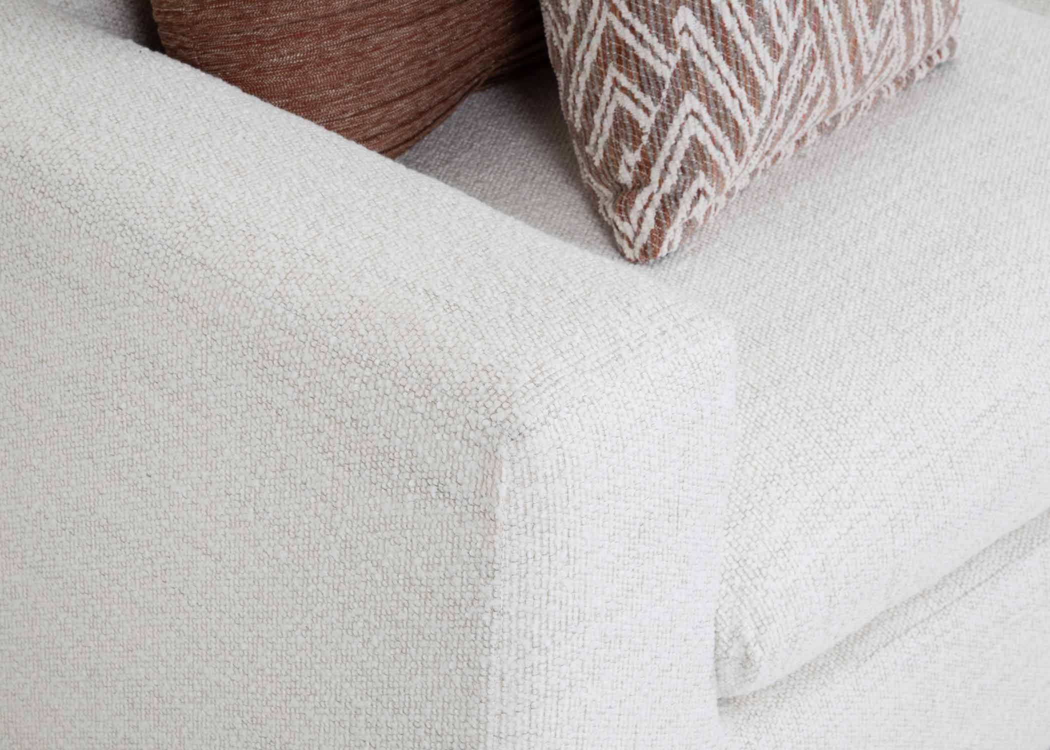 Franklin 972 Santina Sofa