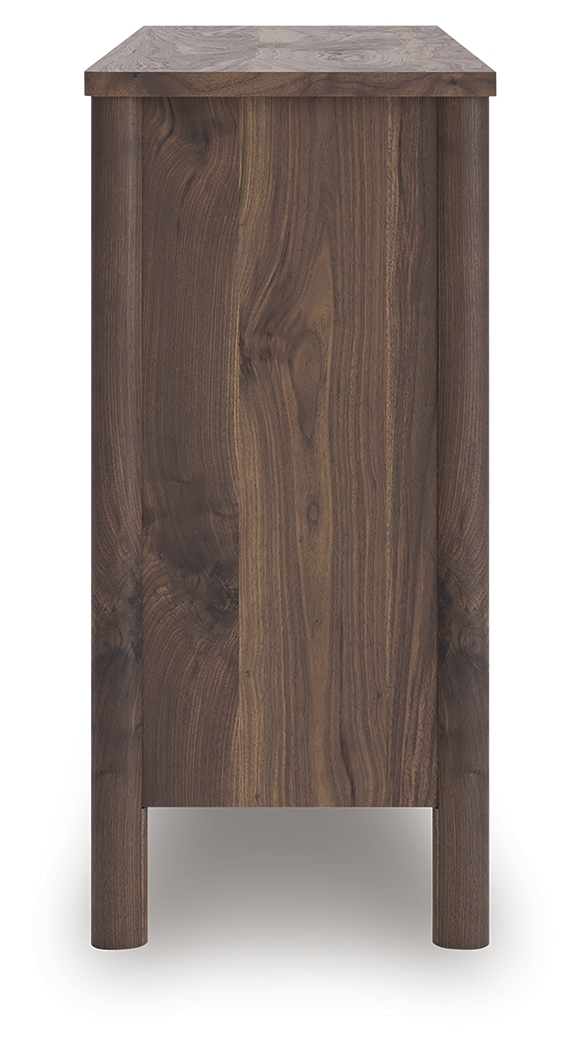 Signature Design by Ashley Pamytta Six Drawer Dresser