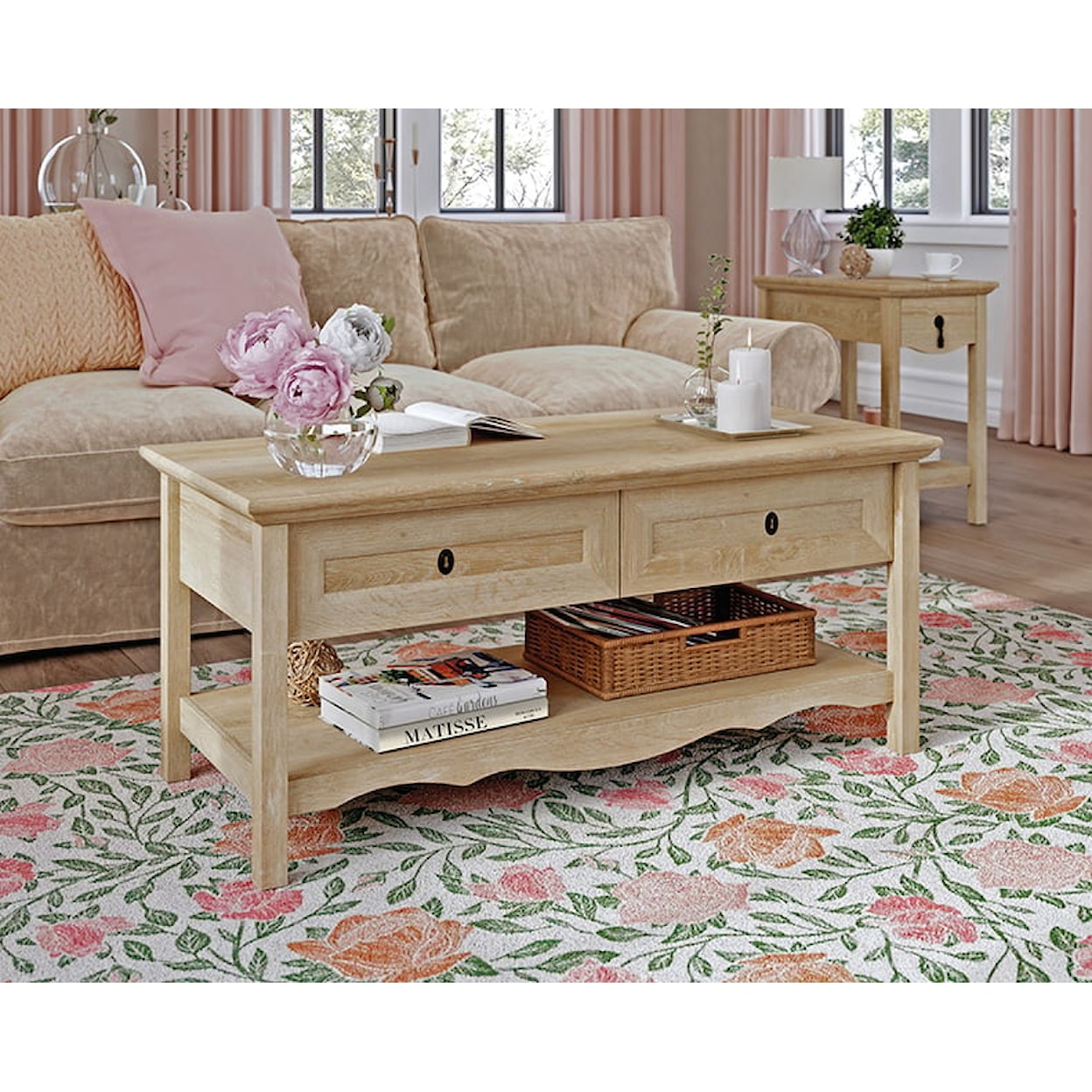 Sauder Adaline Cafe Lift-Top Coffee Table