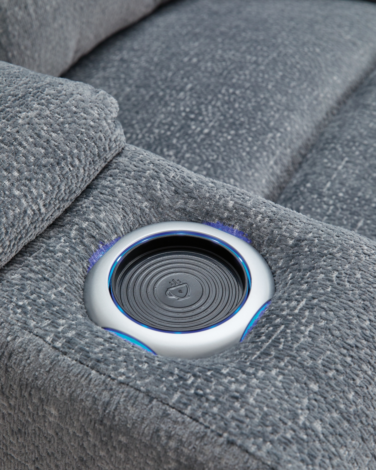 Signature Design by Ashley Studio Cave Pwr Recliner/Adj Headrest