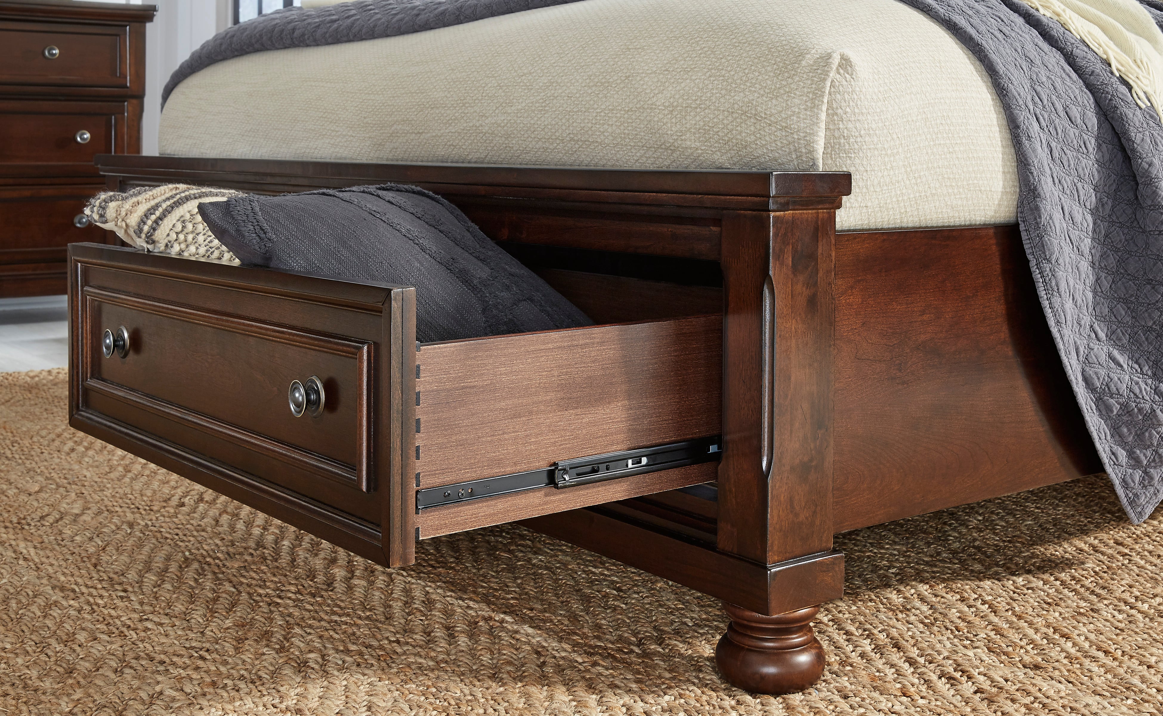 Ashley porter online sleigh bed