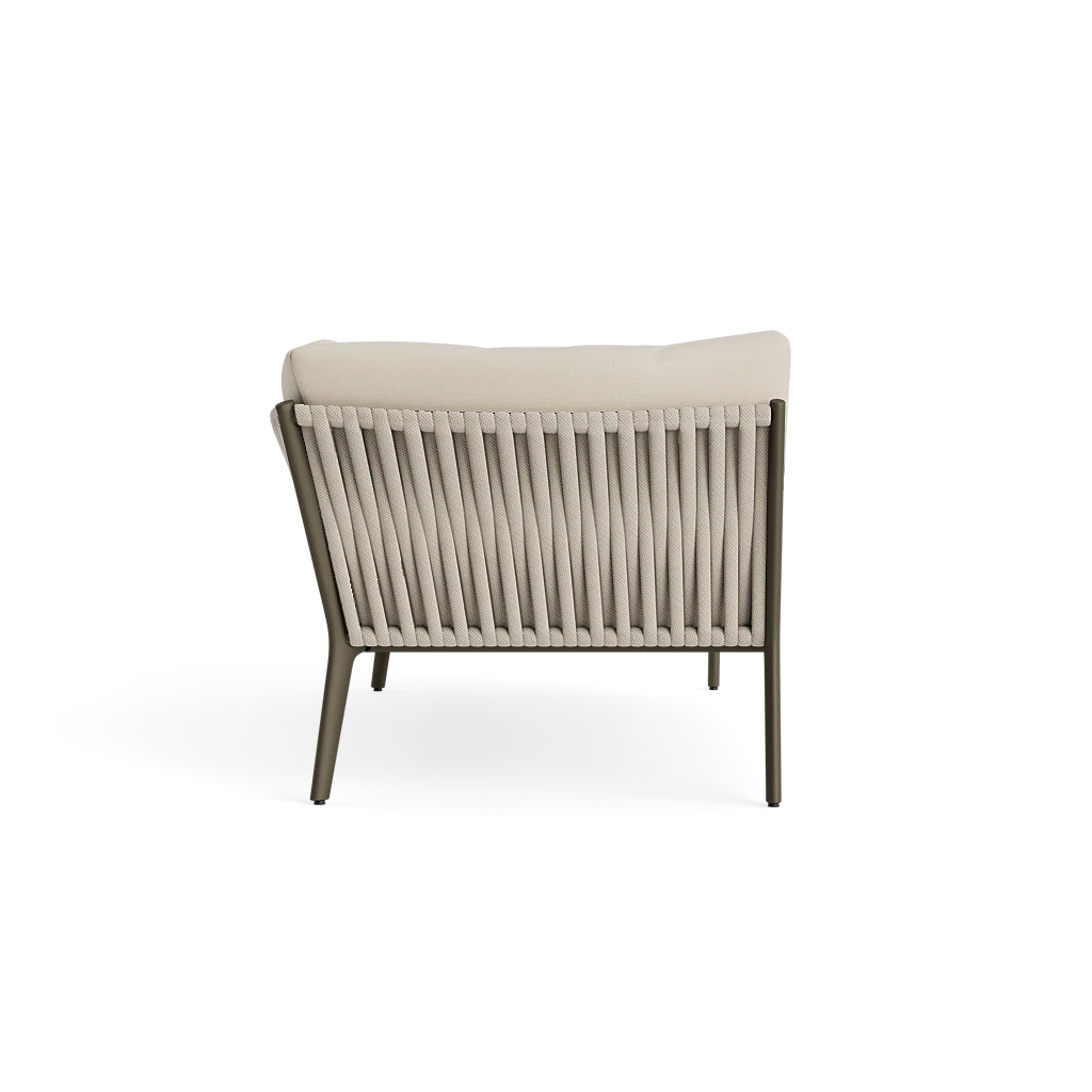 Cushioned Rope-Back Club Loveseat