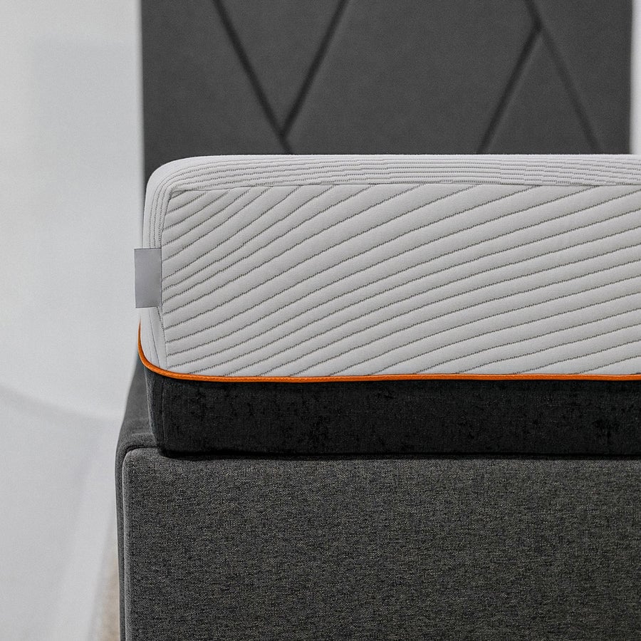 Legends Furniture Regen TXL Remedy Sleep Regen+ 10" Foam Mattress