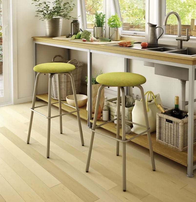 Amisco Button 30" Swivel Bar Stool