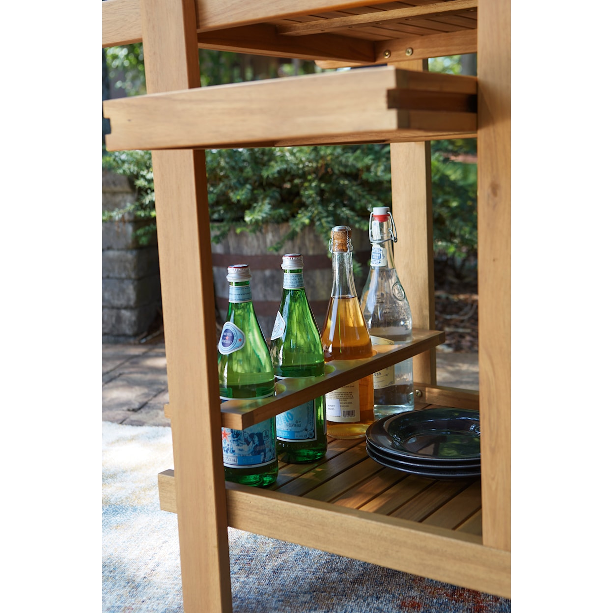 Benchcraft Kailani Serving Cart