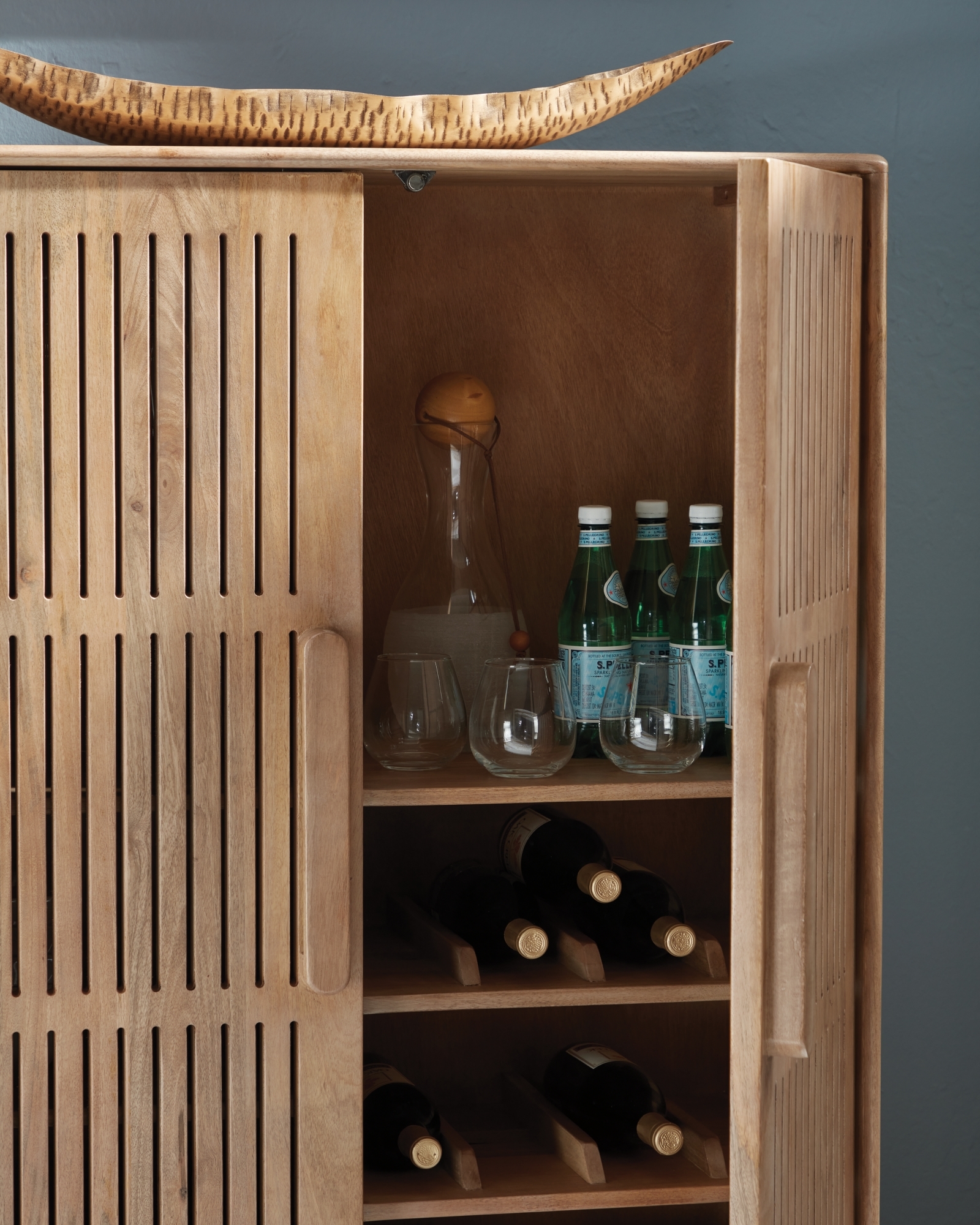 Signature Design by Ashley Pellamour Bar Cabinet