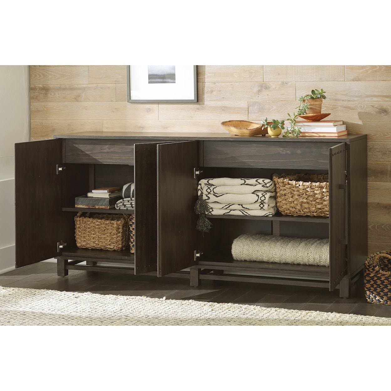 Hammary Portman Entertainment Console