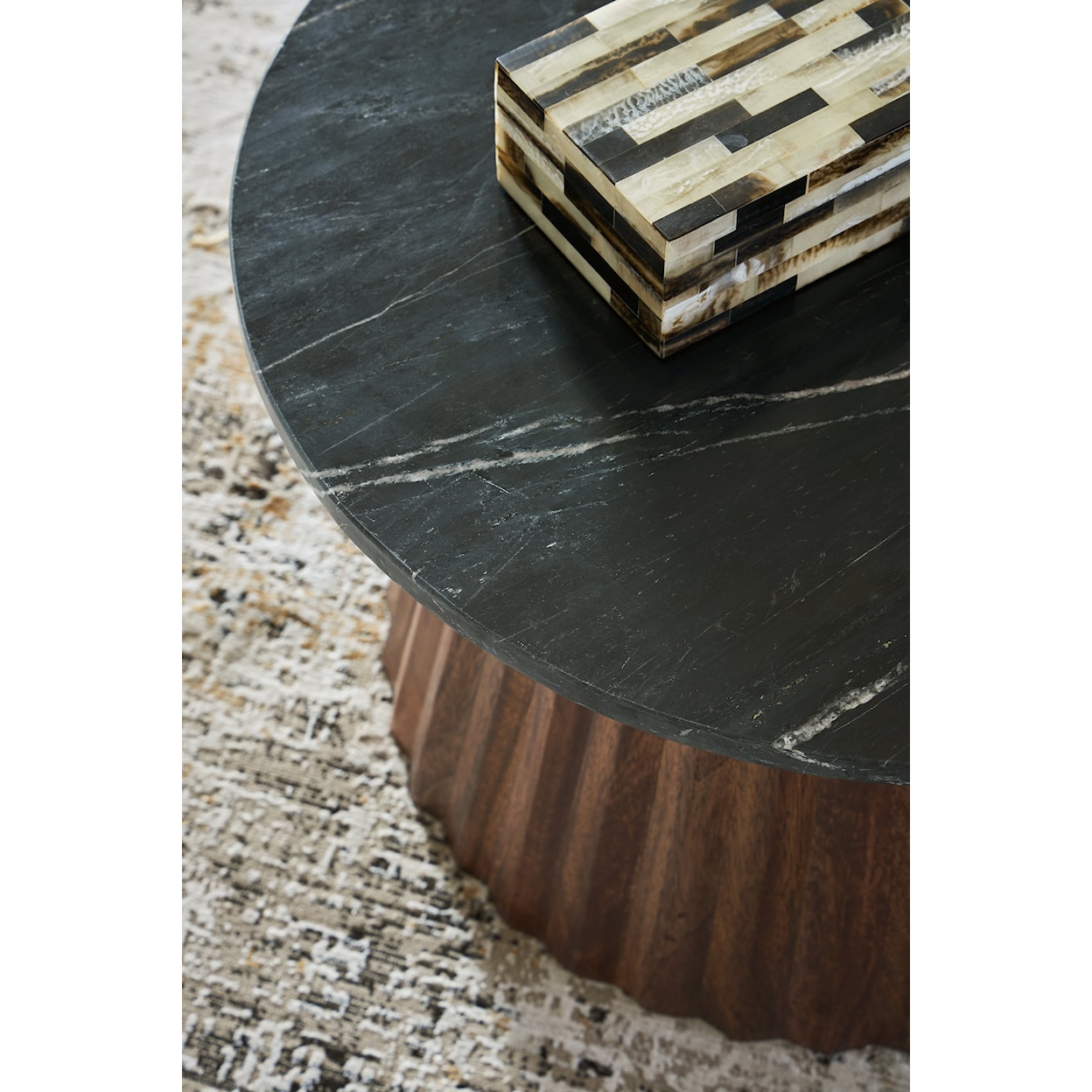 Ashley Signature Design Ceilby Accent Cocktail Table