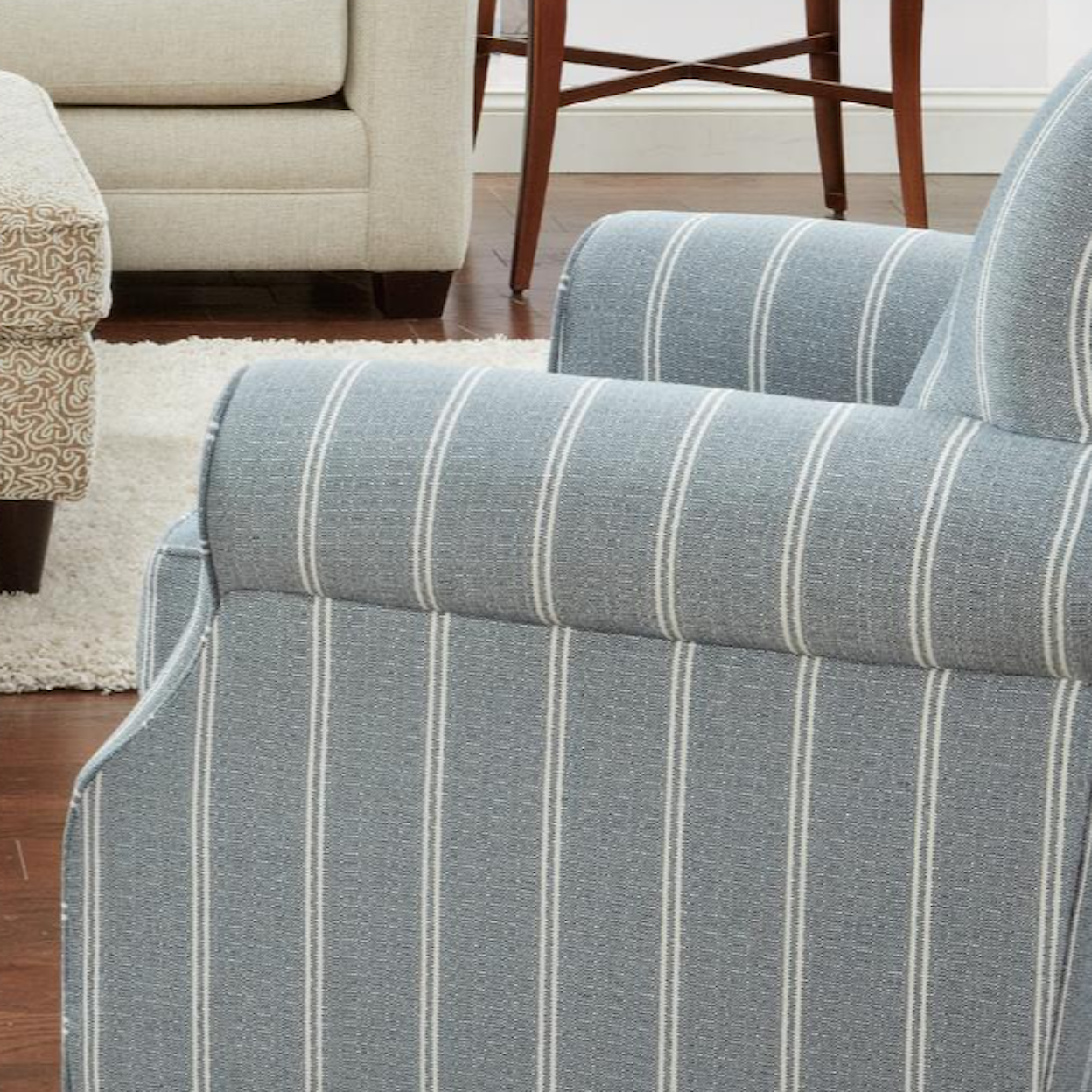Fusion Furniture 5002 TREATY LINEN Swivel Chair
