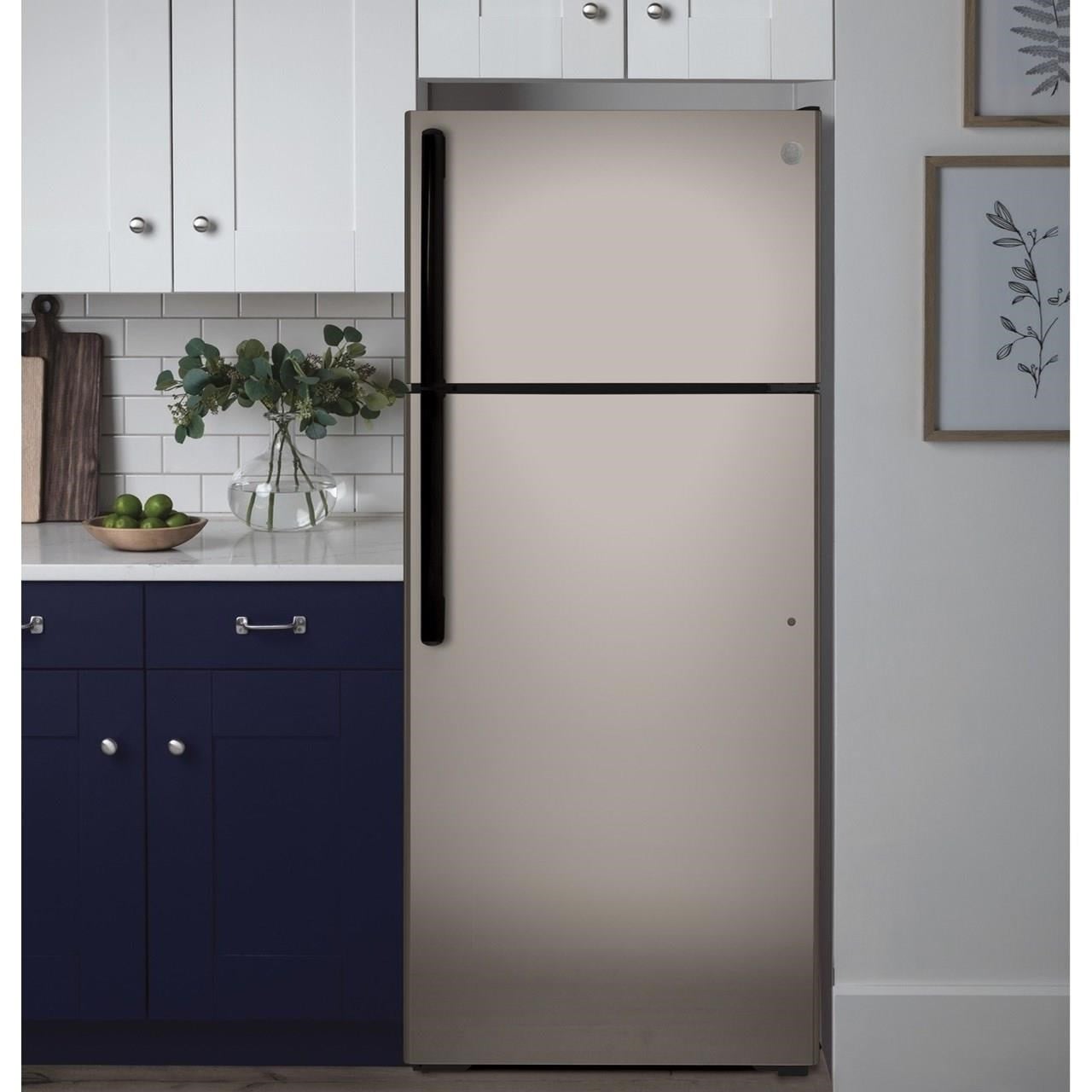 GE Appliances Refrigerators Top Freezer Freestanding Refrigerator