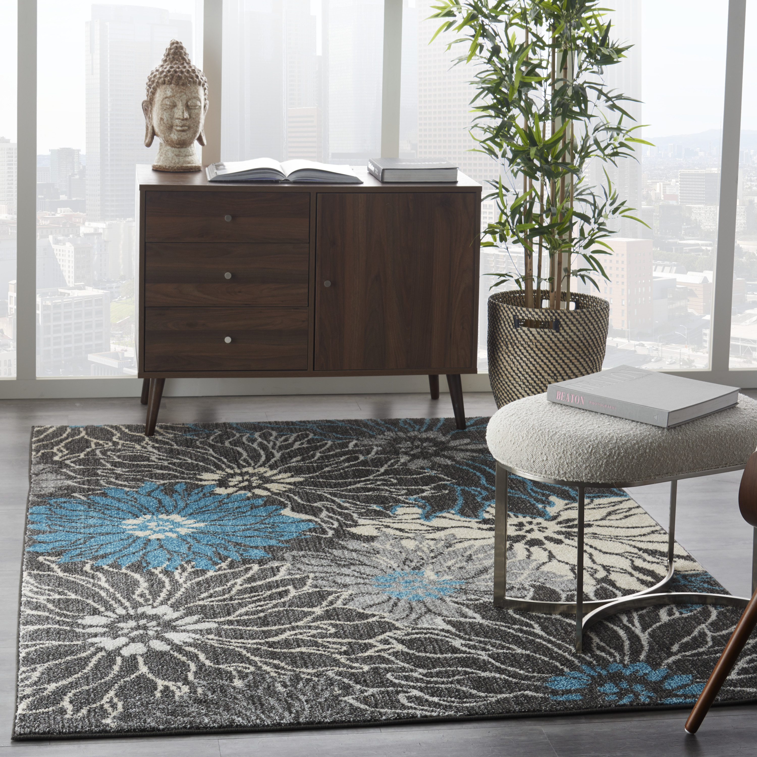 3'9" x 5'9"  Rug