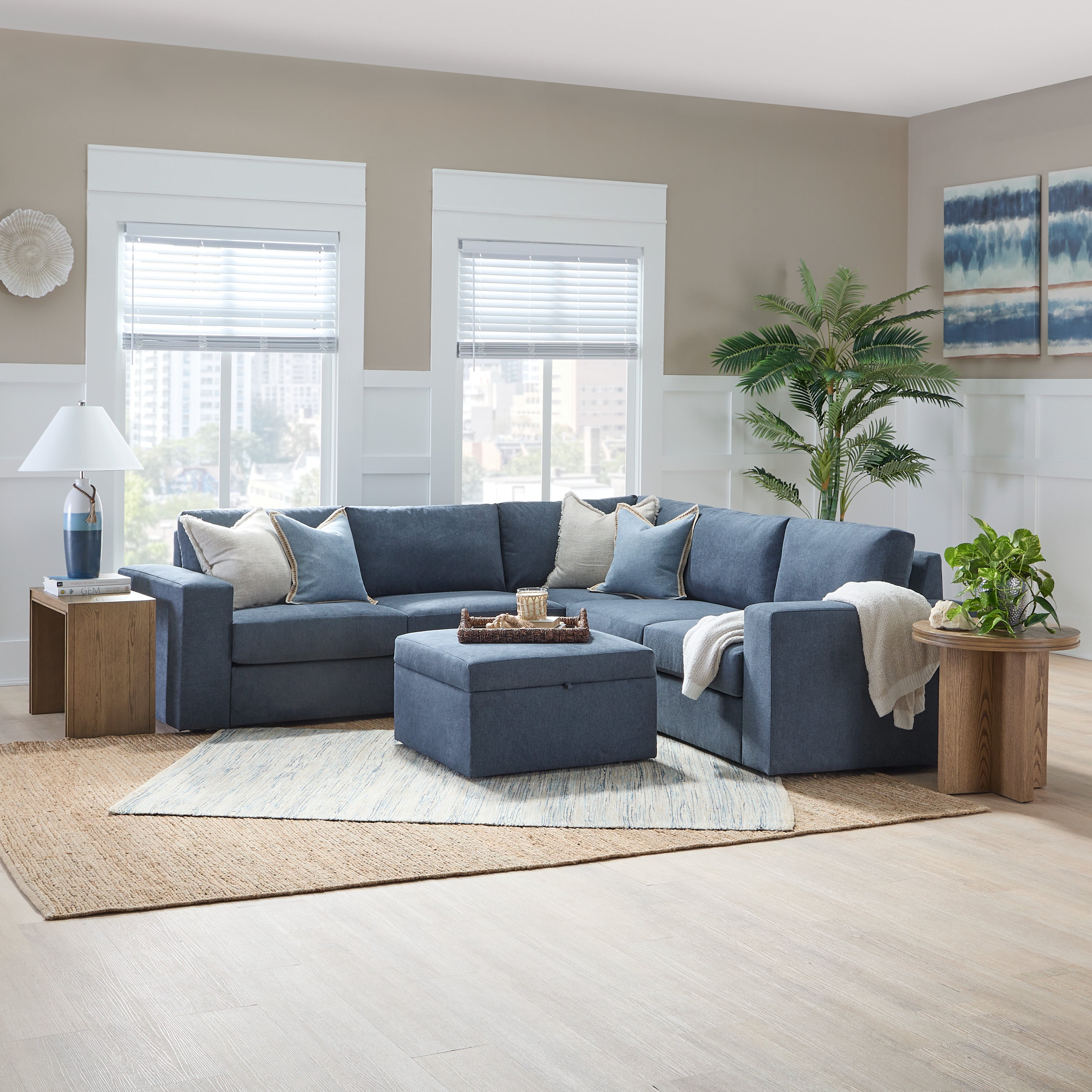 5-Seat Sectional Sofa and Storage Ottoman