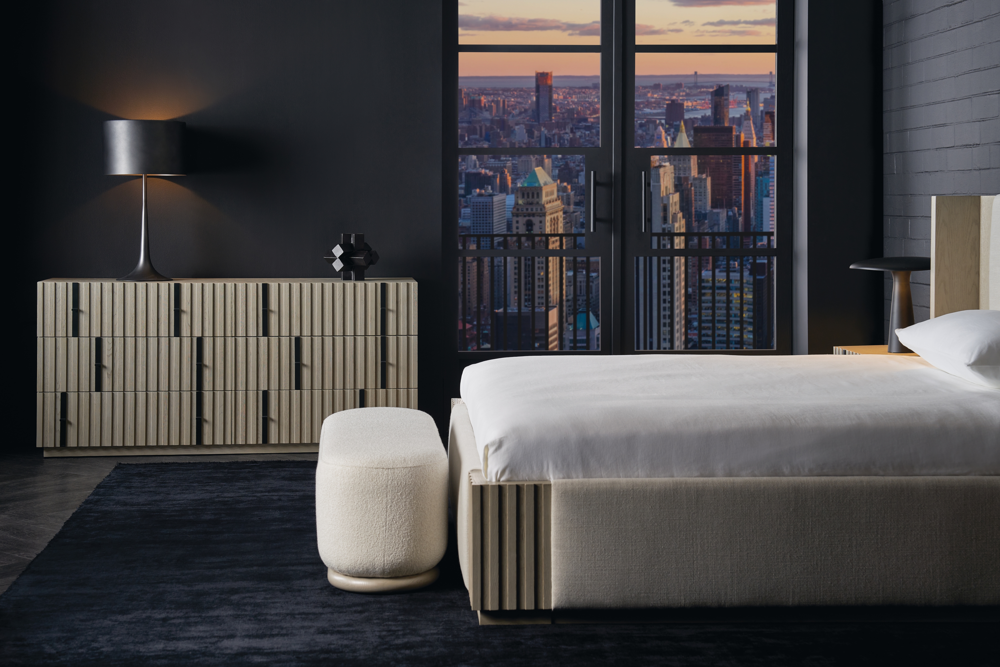 Caracole Kelly Hoppen Clancy Dresser