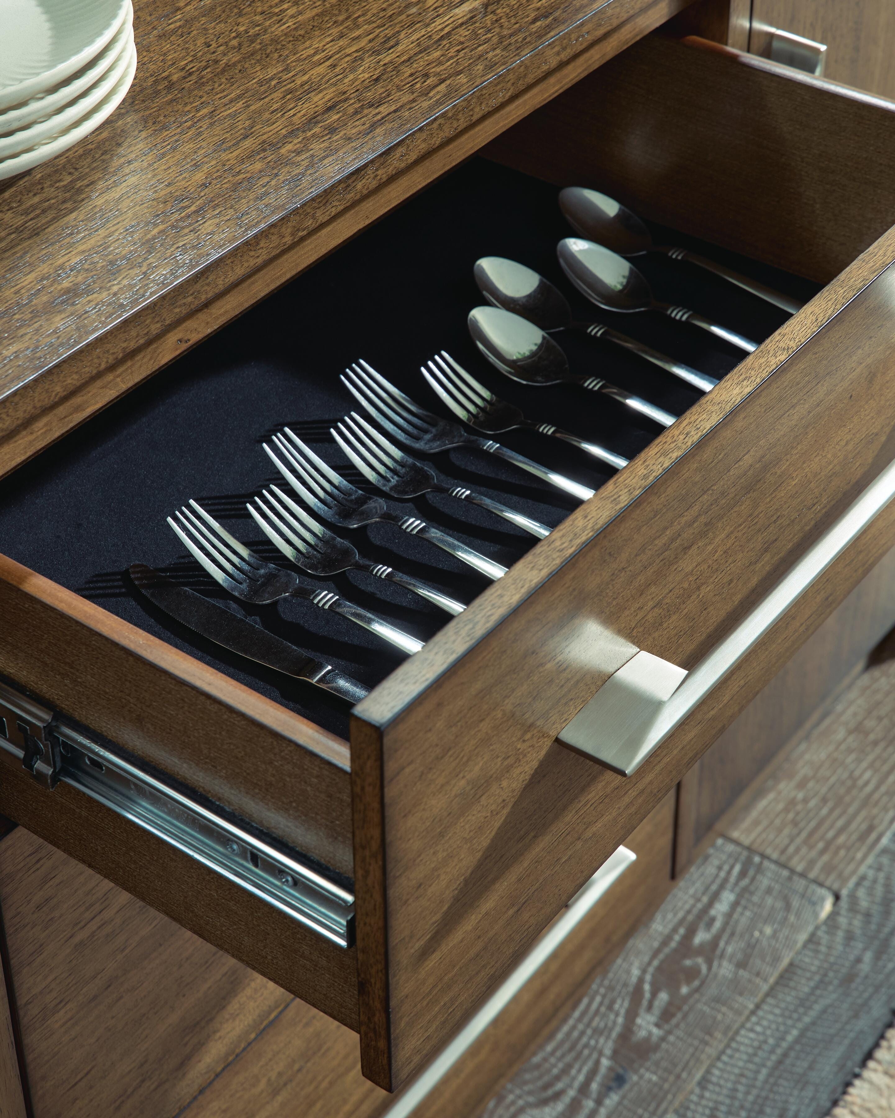 Ashley Marxmore Dining Room Server