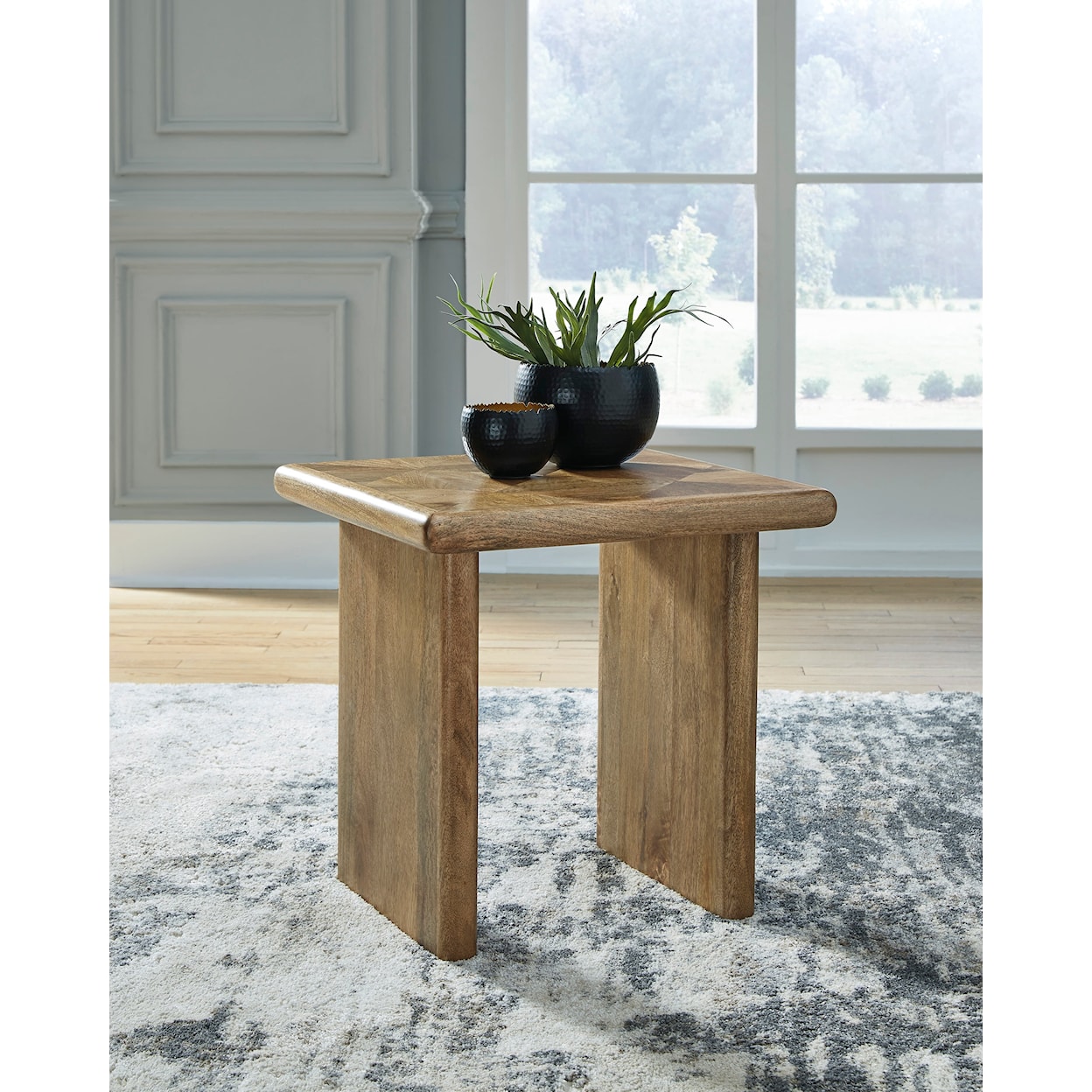 Signature Design by Ashley Lawland End Table