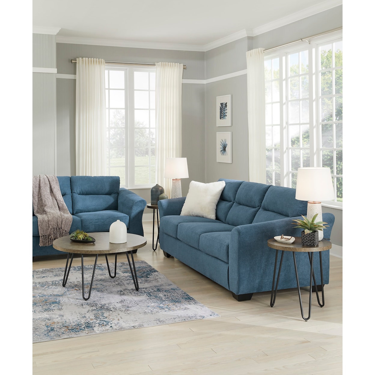 Signature Design by Ashley Furniture Miravel Living Room Set