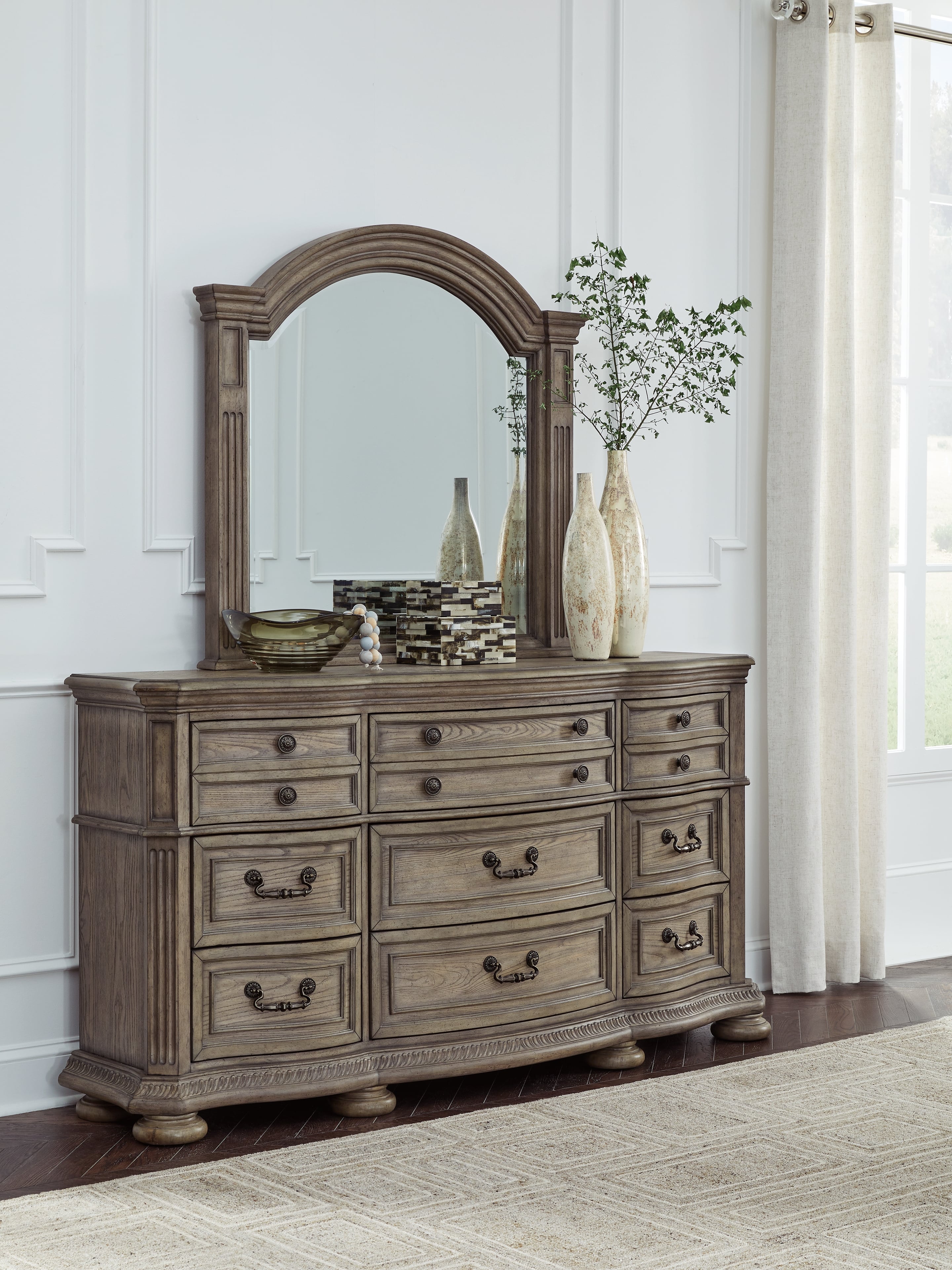 Signature Design by Ashley Ardenfield Dresser And Mirror
