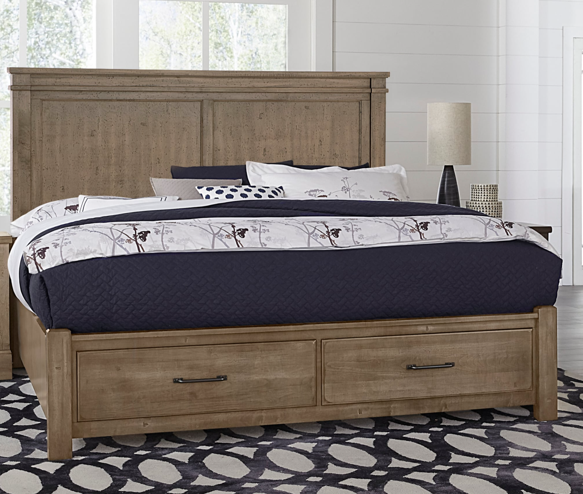 Queen Mansion Storage Bed