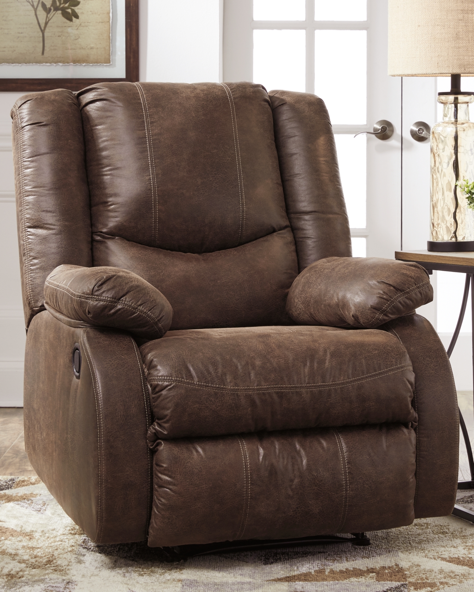 Zero Wall Recliner