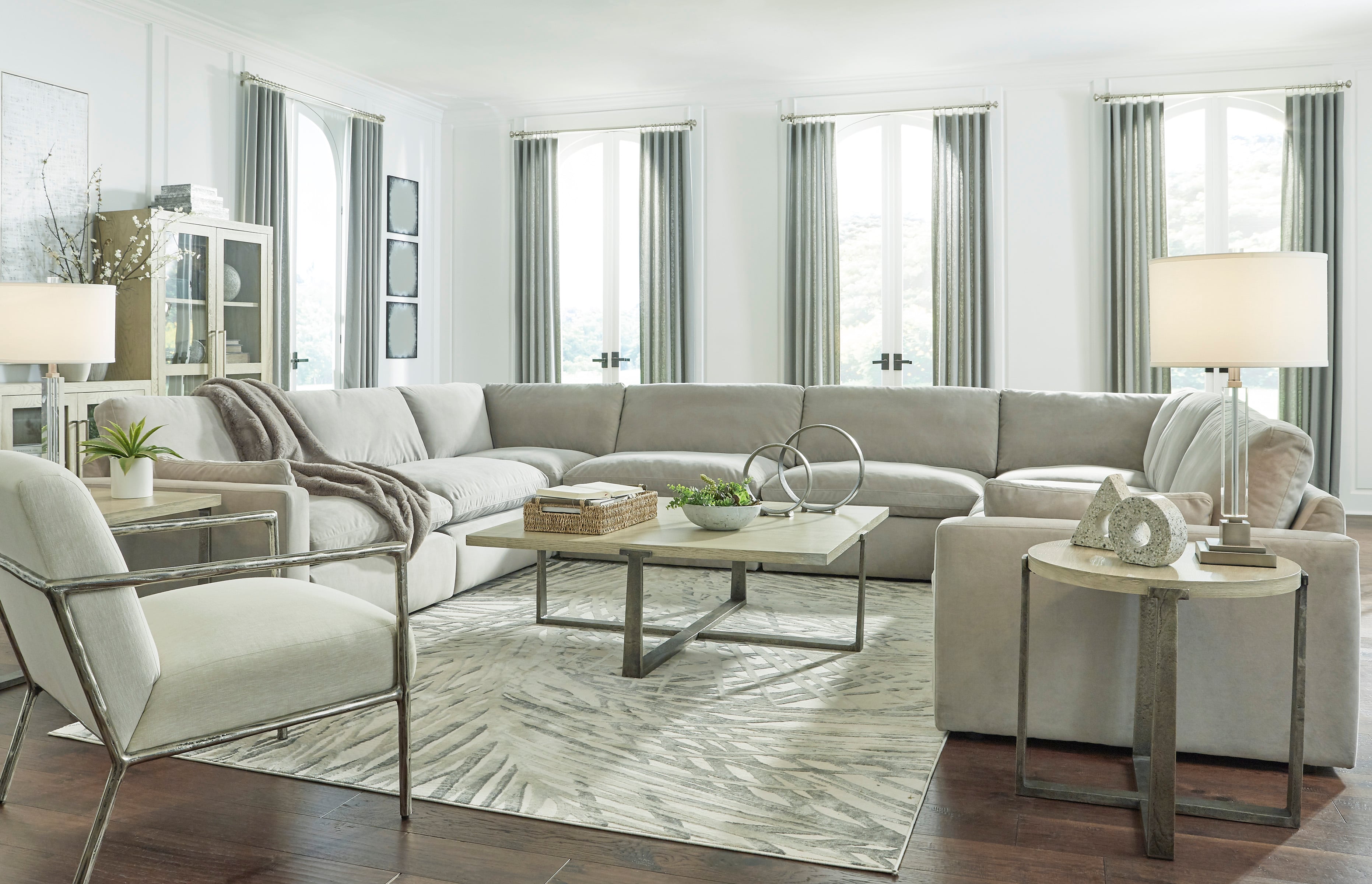 Signature Design by Ashley Sophie 1570565x1+1570546x4+1570577x2