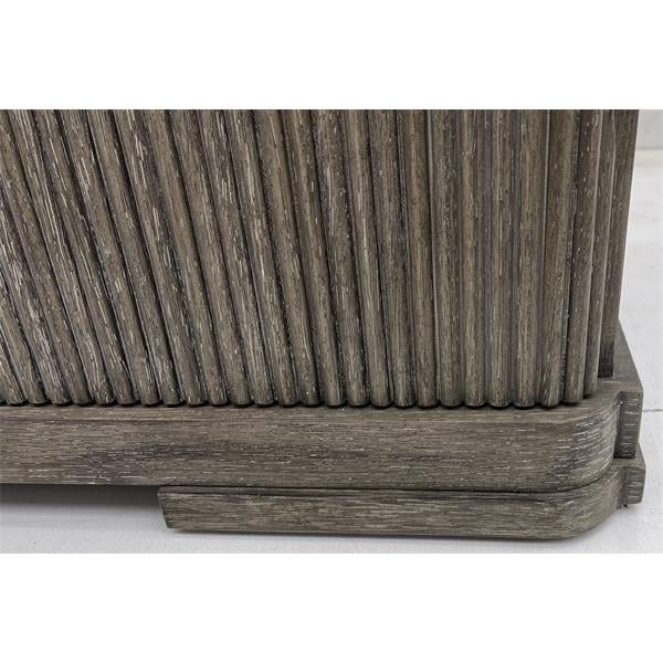 Riverside Furniture Sariel 9-Drawer Dresser