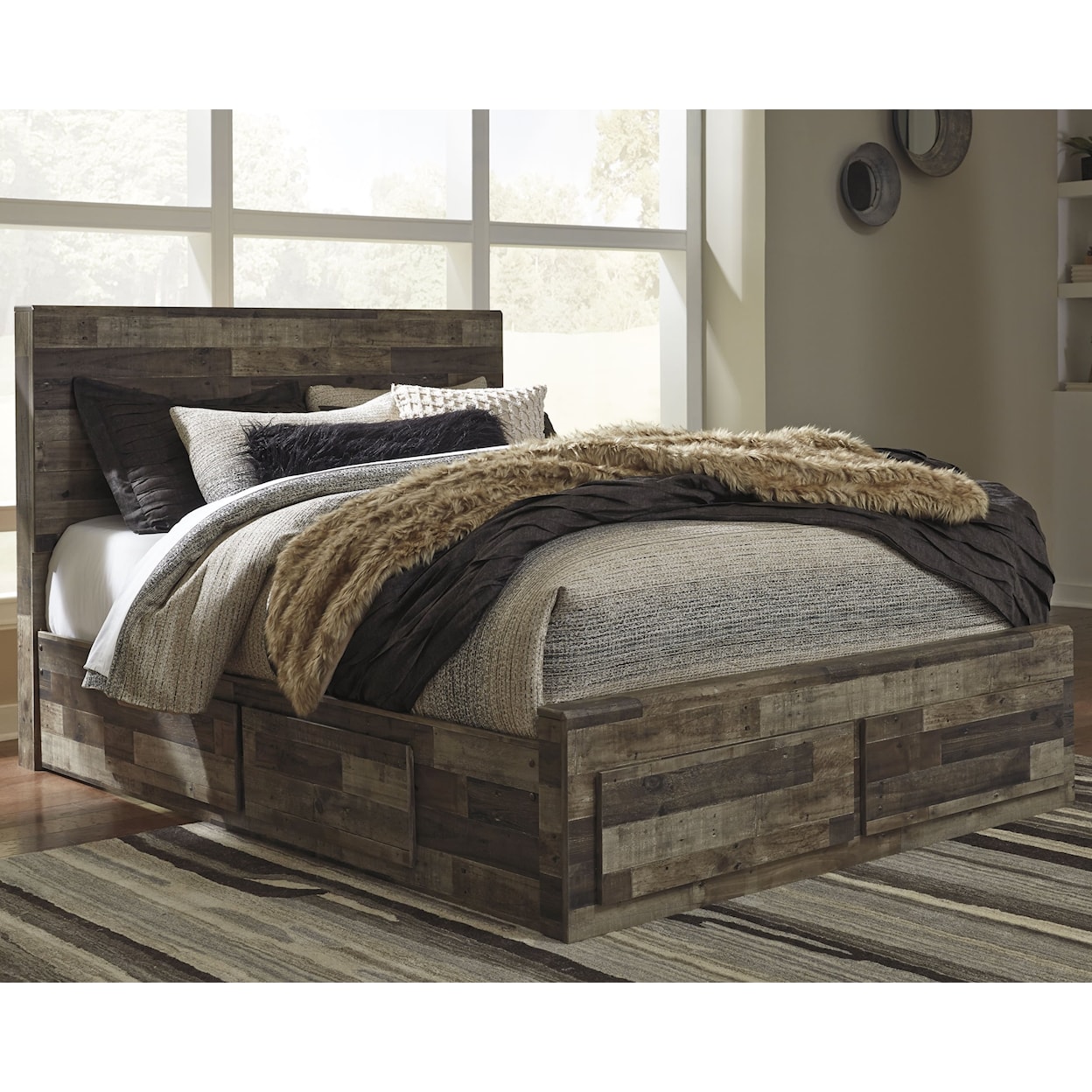 Benchcraft by Ashley Derekson Queen Panel Bed with 4 Storage Drawers