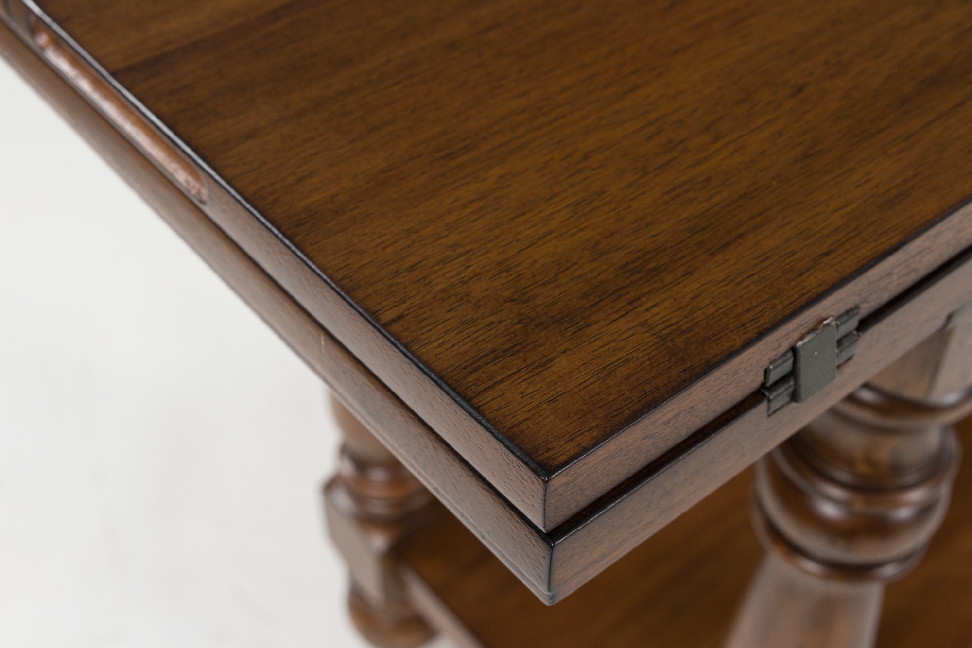 Signature Design by Ashley Sturlayne Flip Top Sofa Table