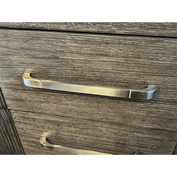 Riverside Furniture Sariel 3-Drawer Nightstand