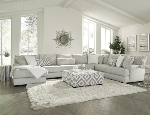 Transitional 4-Piece Sectional Sofa with Left-Arm Facing Chaise
