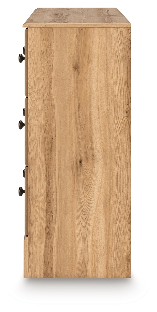 Signature Design by Ashley Aleaport Six Drawer Dresser