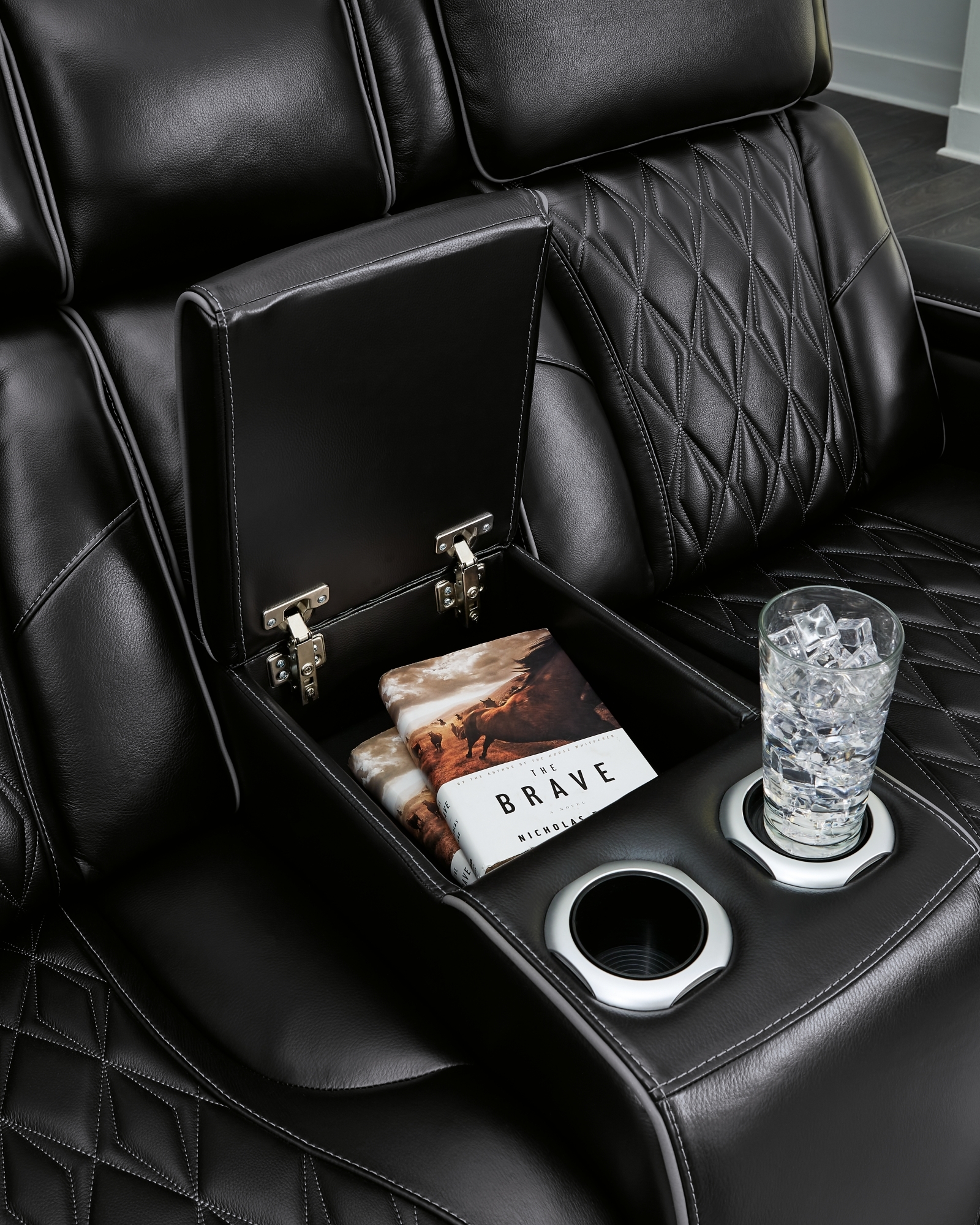 Signature Design by Ashley Boyington Pwr Rec Loveseat/Con/Adj Hdrst