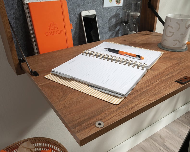 Sauder Anda Norr Wall Mounted Floating Desk