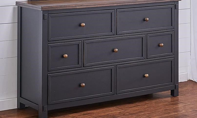 7-Drawer Dresser