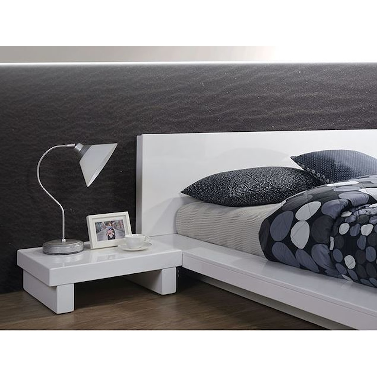 Furniture of America Christie King Platform Bed