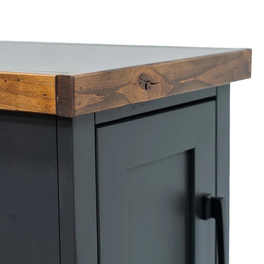 Legends Furniture Essex Chairside Table