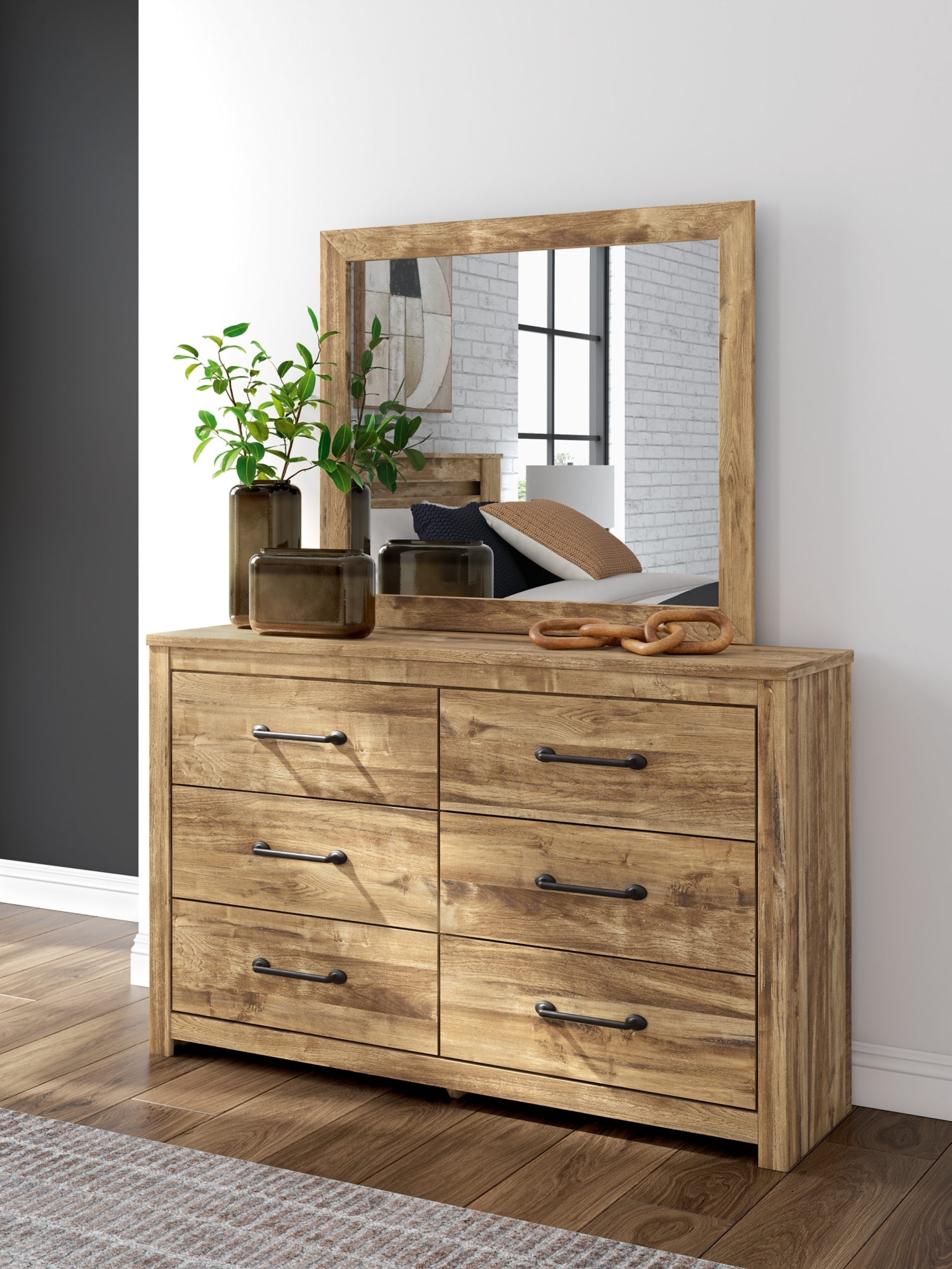 Signature Design by Ashley Maystonna Queen Bedroom Set