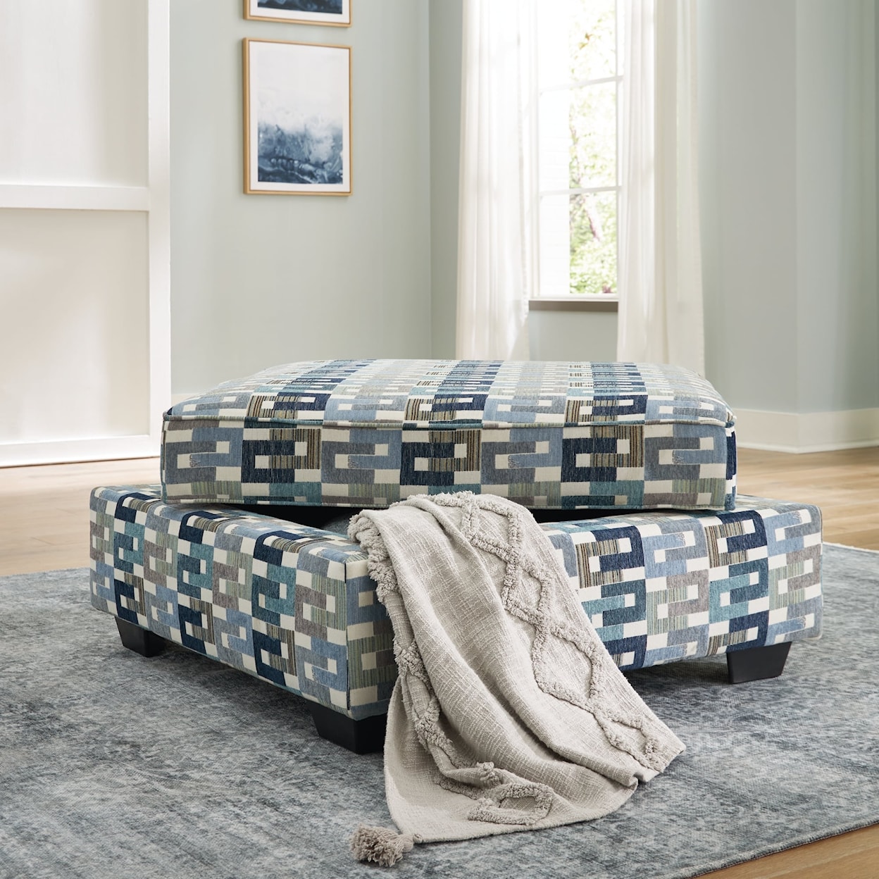 Benchcraft Valerano Ottoman With Storage