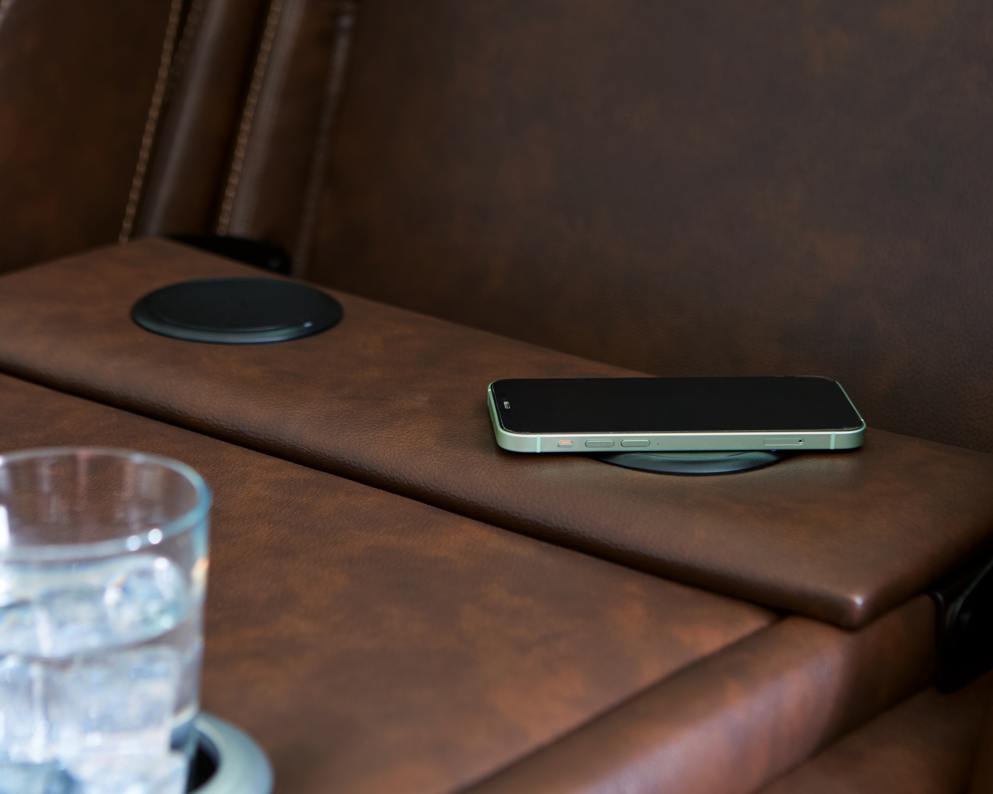 Signature Design by Ashley Knightington Pwr Rec Sofa W/Audio Seating