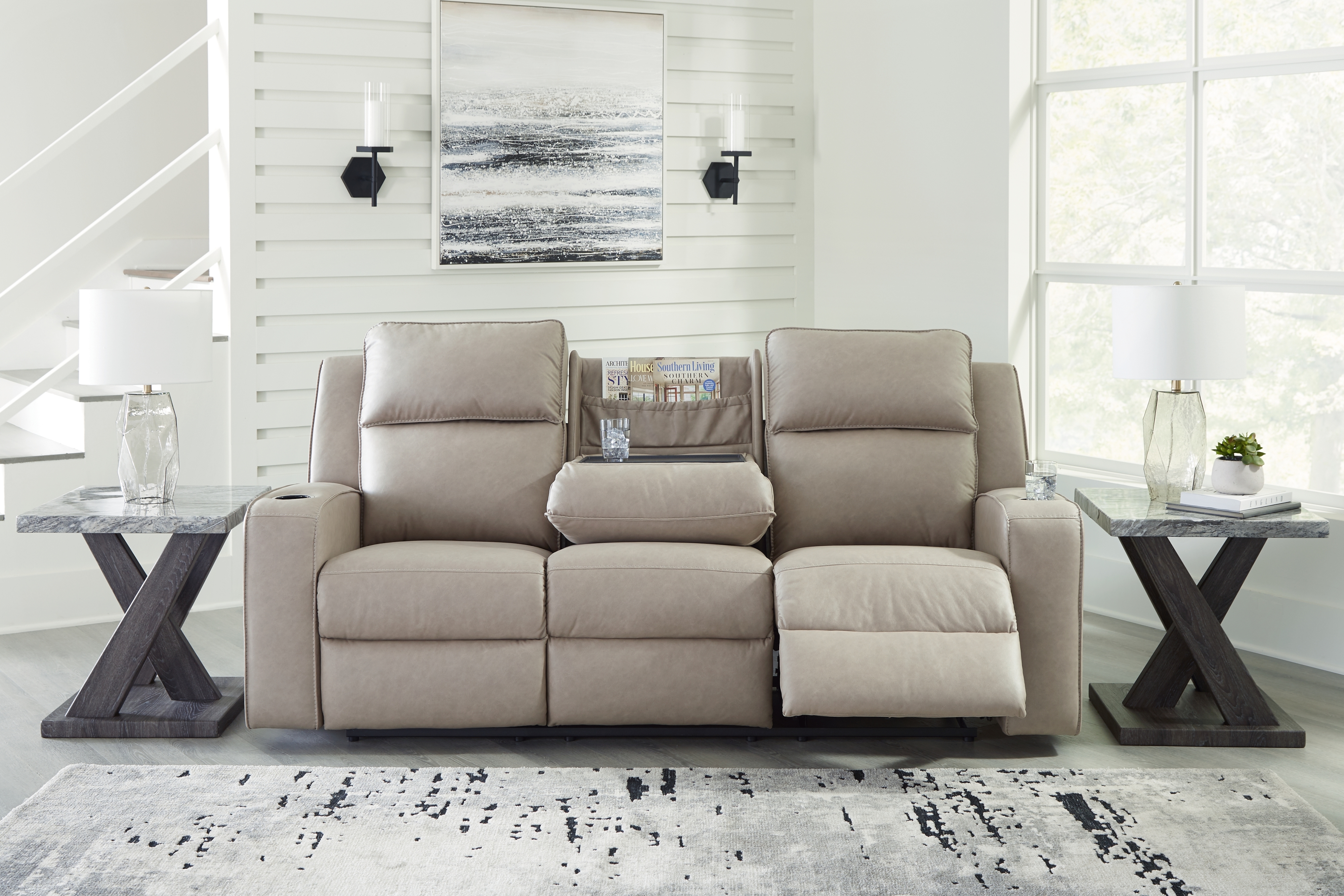 Signature Design by Ashley Lavenhorne Living Room Set